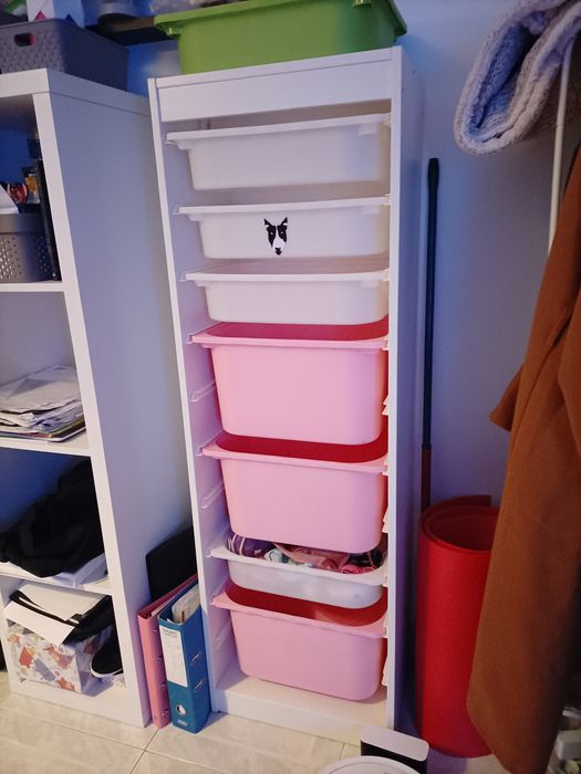 Estante ikea para brinquedos