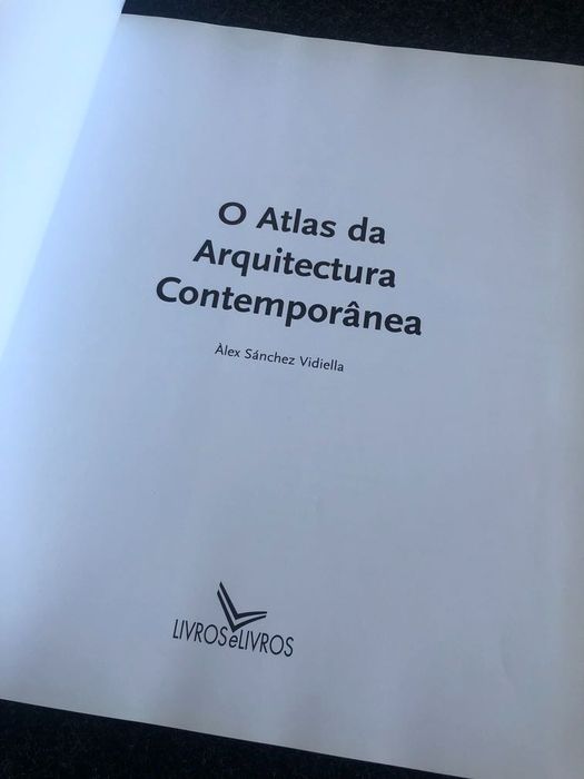 Livro "O Atlas da Arquitetura Contemporânea"