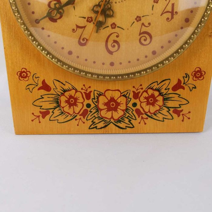 Relógio de parede da antiga União Soviética