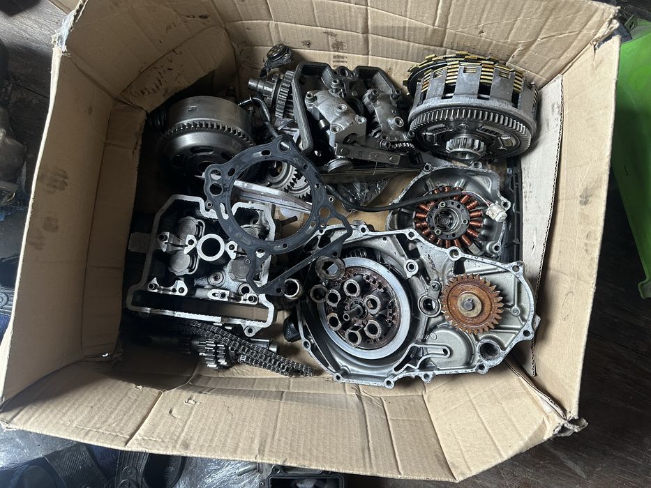 Головка Suzuki Ltz 400 та інще