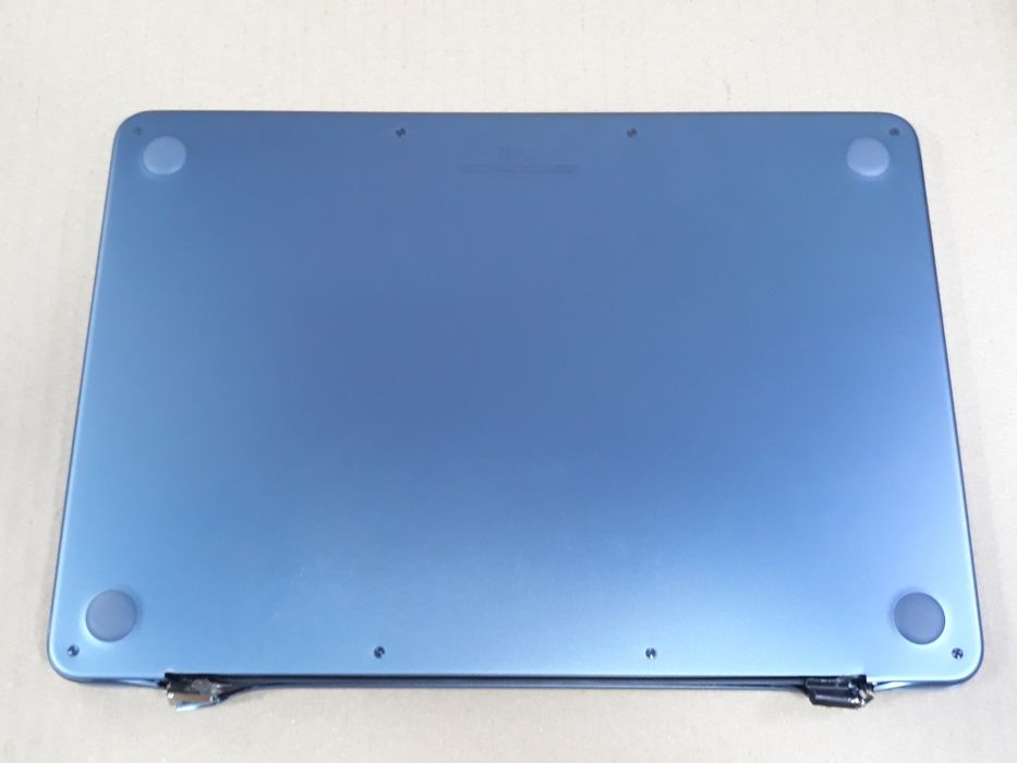 Apple  MacBook Neo (8/256гб) "model A3404"