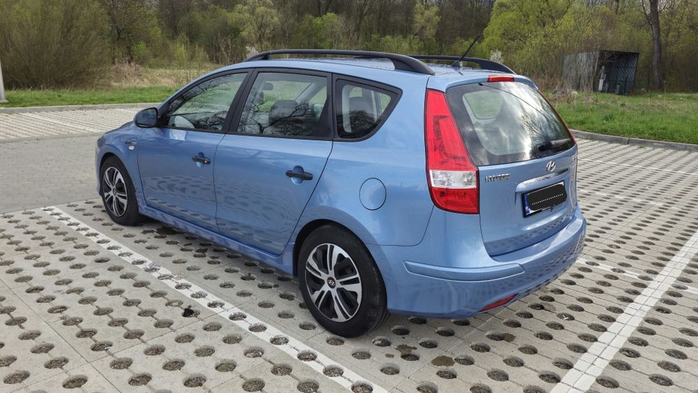 Hyundai i30cw 2010 1.6 CRDi KOMBI