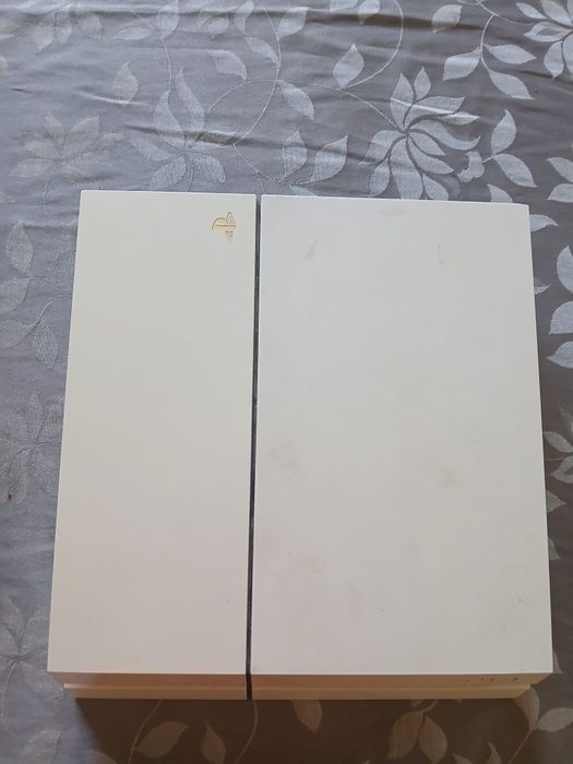 Vendo playstation 4