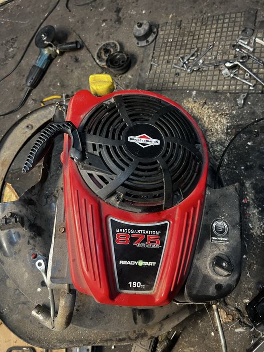 Silnik kosiarki Traktorka