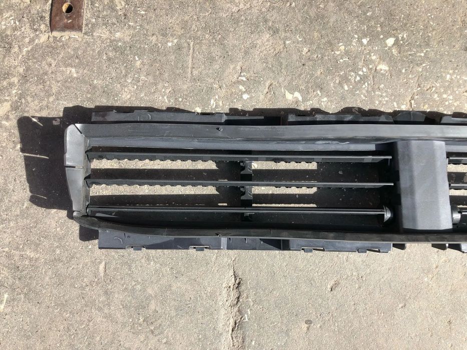 BMW 2 U06 GRELHA FRENTE VENTILAÇÃO AR -  G101