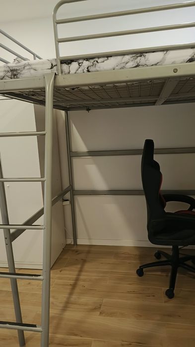 Cama elevada IKEA
