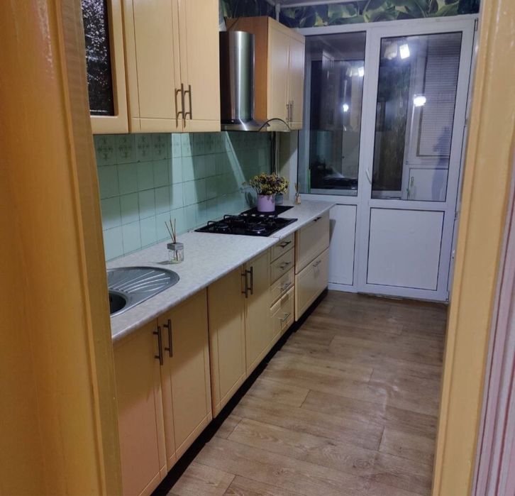 Оренда 1-к квартири вул. Озерна 7