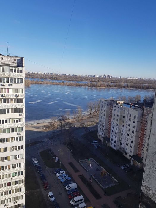 Есть бойлер, газ и интернет. Ты аккуратен? Ждем ответ!