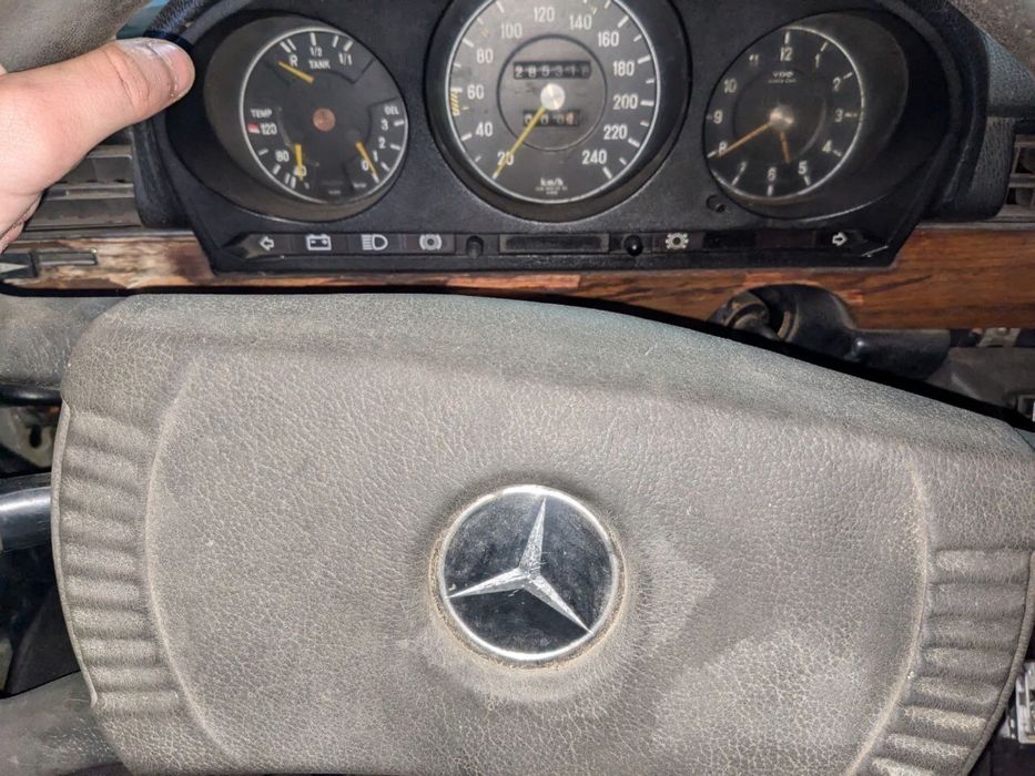 Продам mercedes w116