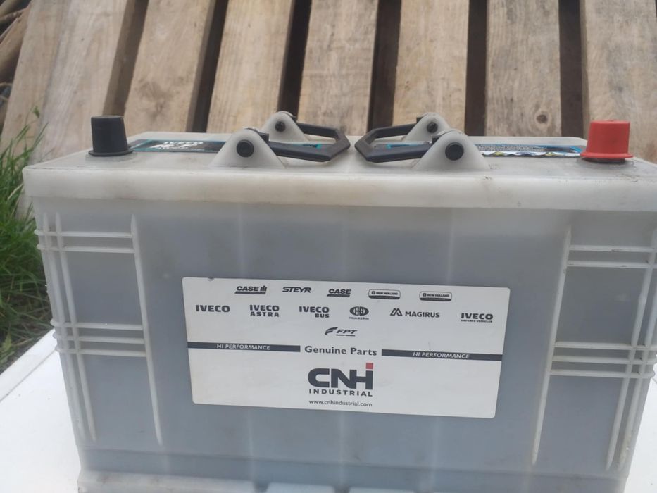 Sprzedam akumulator samochodowy