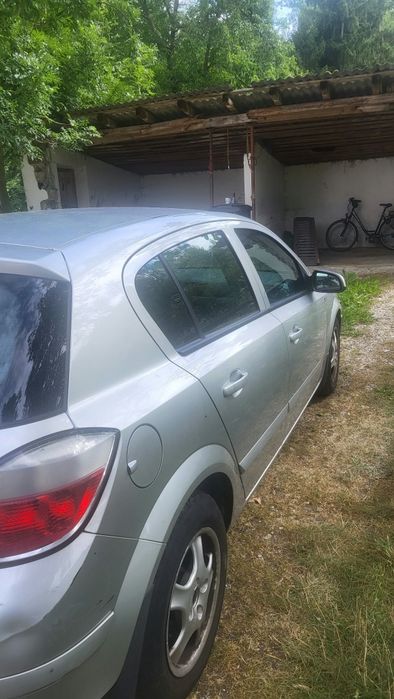 Opel astra H 1.6
