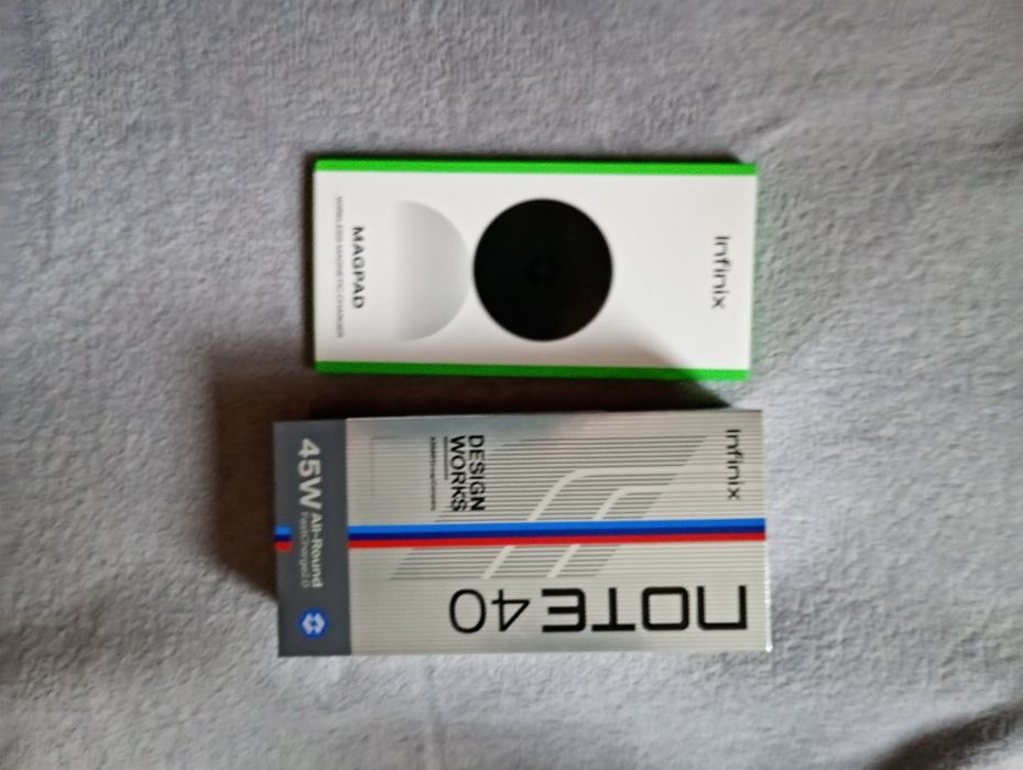 Telefon komórkowy infinix note 40 srebrny
