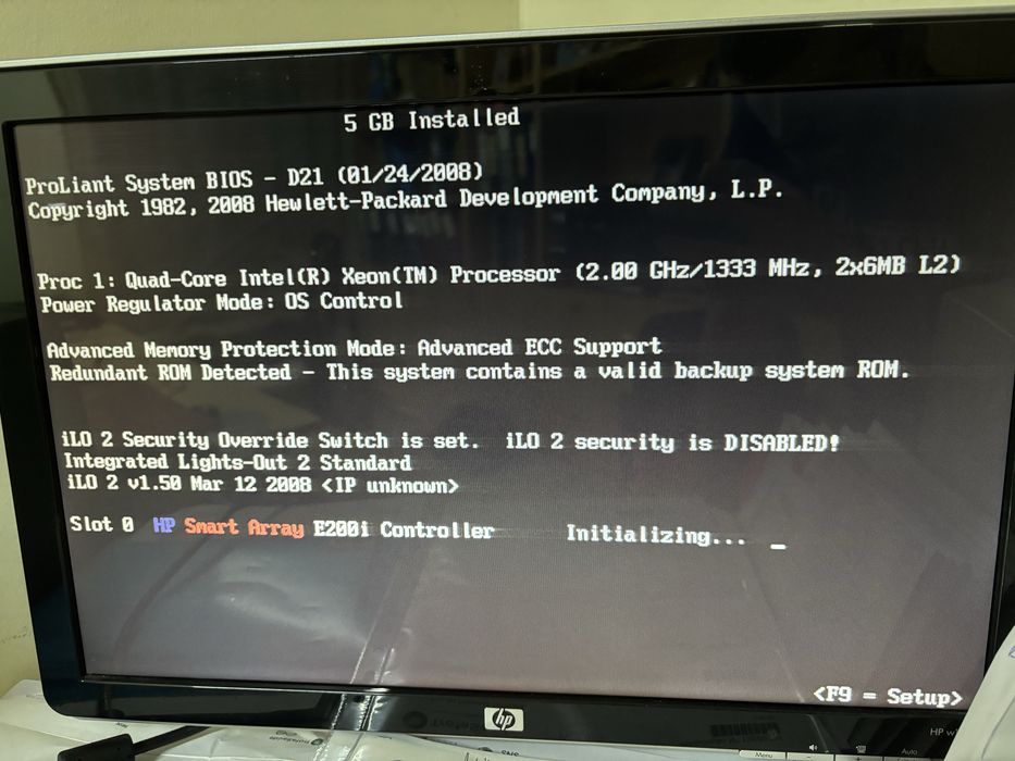 Servidor HP PROLIANT ML350