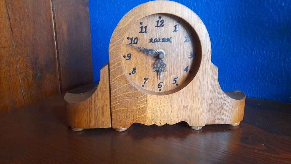 Zegar kominkowy drewniany z czasów PRL
