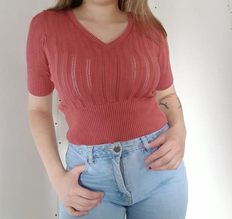 Sweterek z krótkimi rekawkami