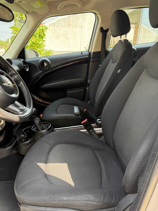 MINI Countryman R60 Cooper D 1600cm³ de 2013 - Excelente Estado