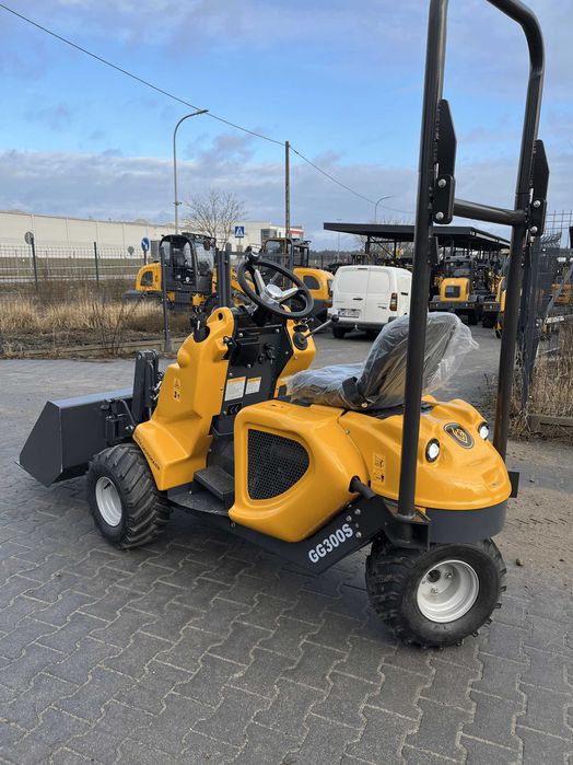 Miniładowarka trójkołowa Gunter Grossmann GG300S.