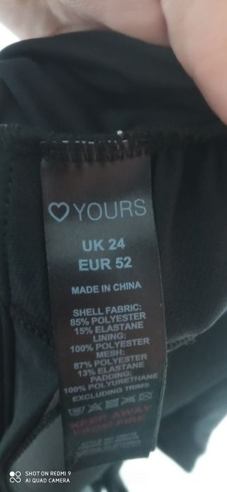 Czarny jednoczęściowy strój kąpielowy Yours r. 50/52