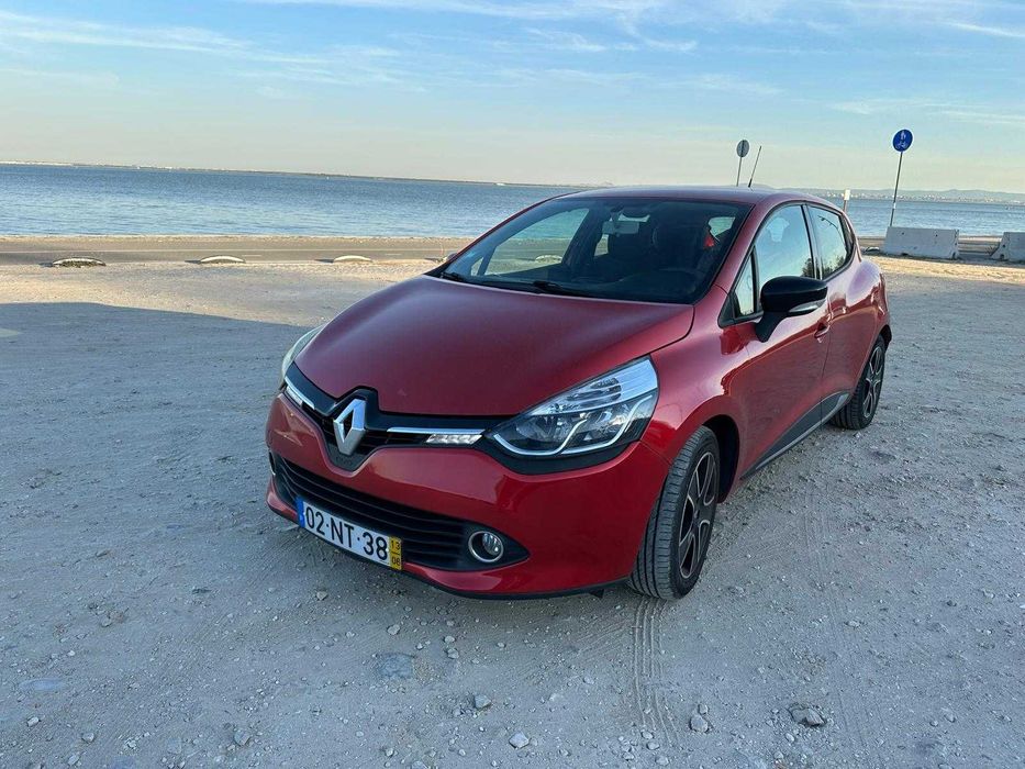 Renault Clio IV 1.5 dCi de 90 cv, de 2013, com 168.176 km