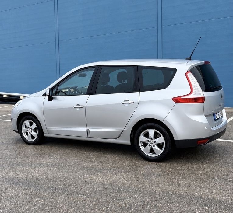 Renault Scenic 1.5dci - 7 lugares - excelente estado