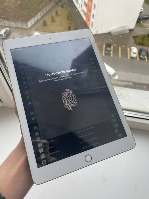 iPad 6 32gb 84% акб