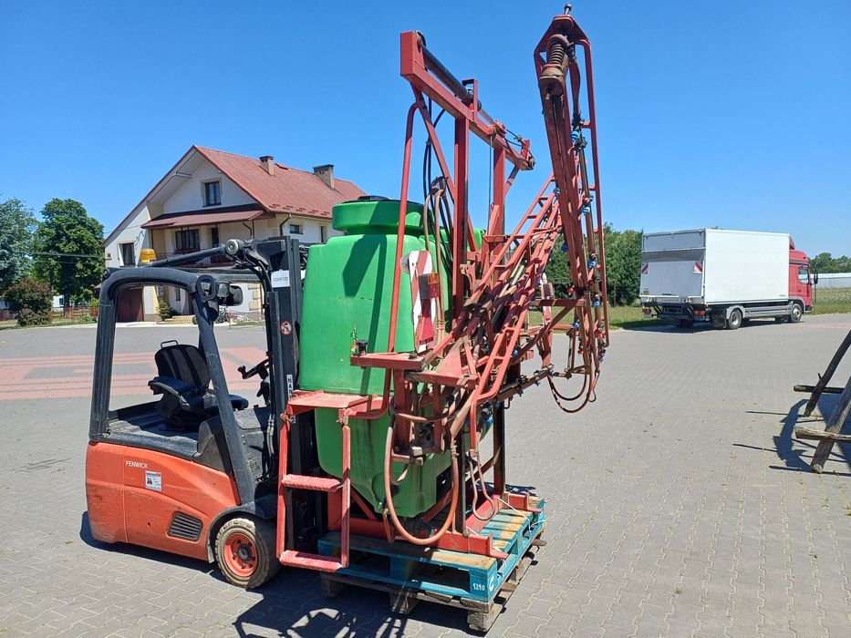 Opryskiwacz krukowiak 1000 litrow