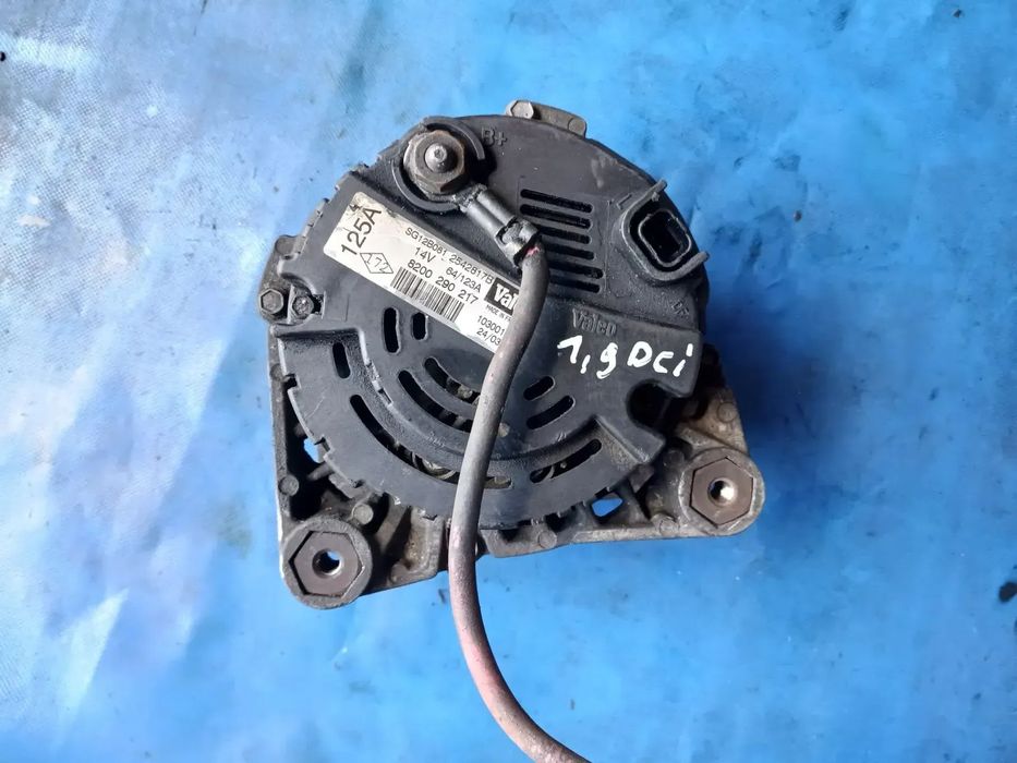 Alternator 8200290217 Nissan Renault Laguna II Scenic II Trafic Vivaro 1,9Dci 125A Valeo