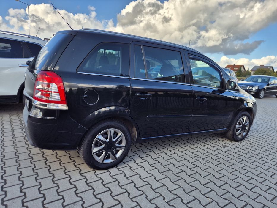 Opel Zafira, 1.8 benzyna, 7-osobowy ZADBANA