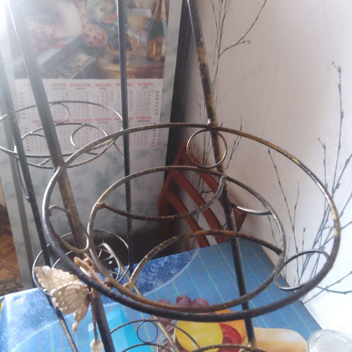 Продам подставка для цветов