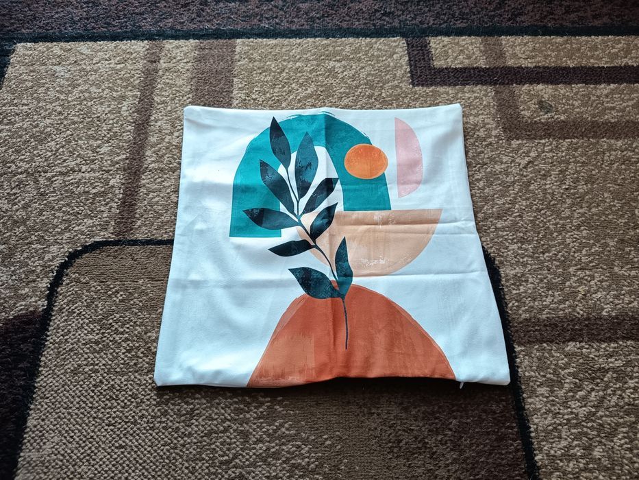 Nowa poszewka na poduszkę Drzewko