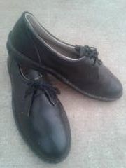 Buty skorzane, rozm.40/39. Nowe.