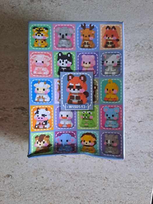 Mini blocos de montar Panda Vermelho