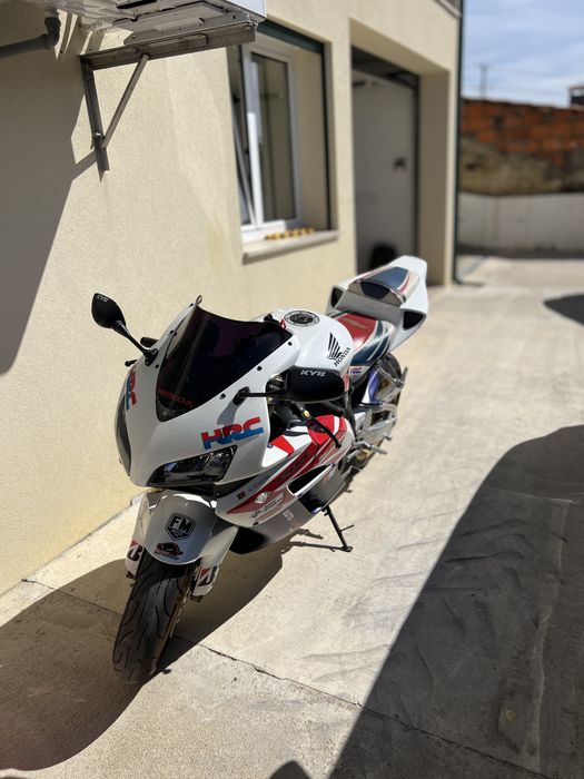 Honda cbr 1000rr