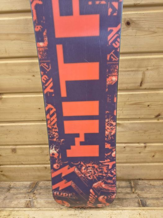 Deska snowboardowa Nitro Ripper 137 cm + wiązania (A23)
