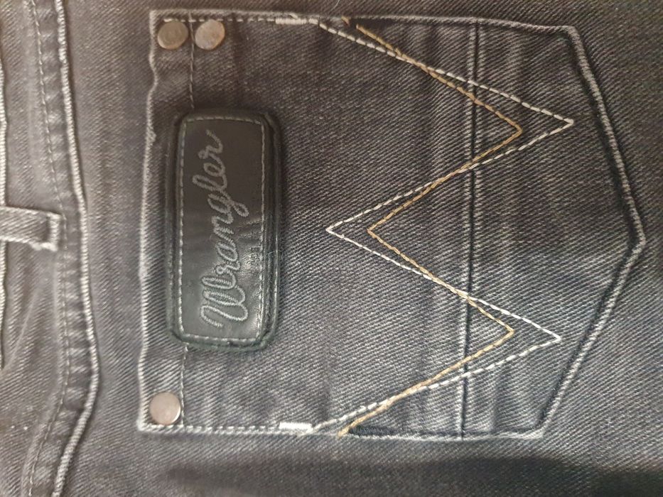 Spodnie WRANGLER   W25L34 roz.S