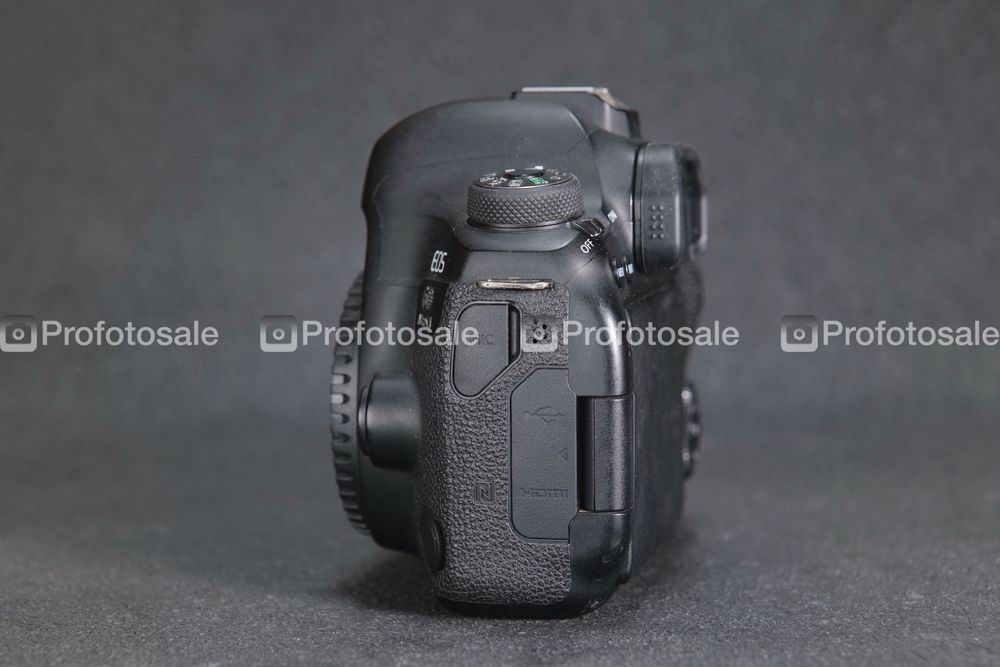 Фотоапарат Canon EOS 6D mark II