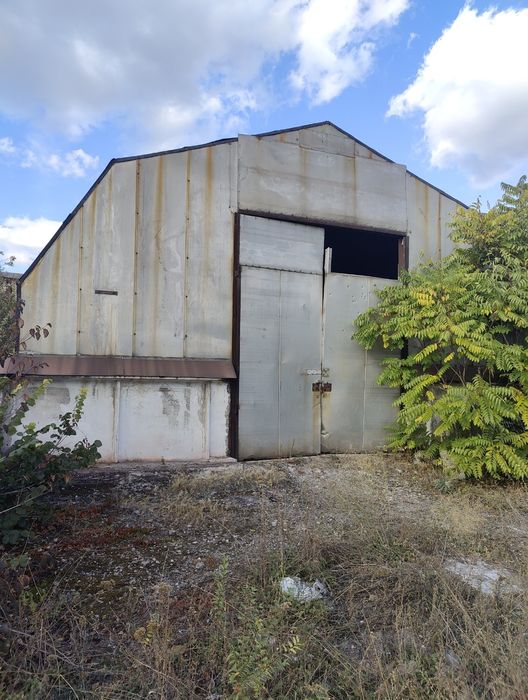 Сдам в аренду склады и ангары на антенной 18