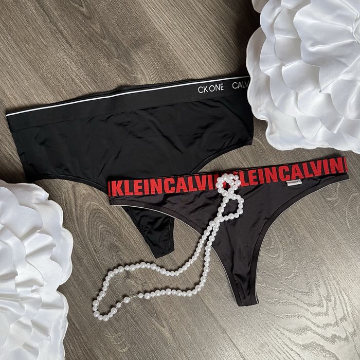 Труси Calvin Klein р. L стрінги модал