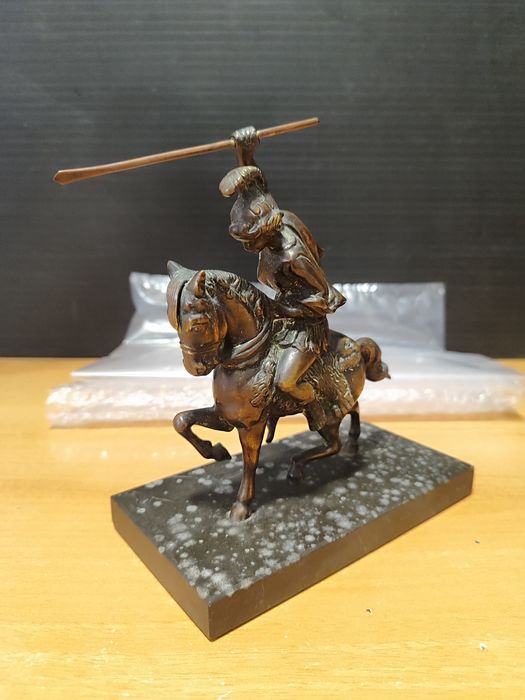 Escultura de bronze século xx