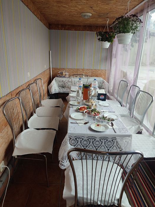 Банкети, в кафе ,на Лісовому масиві.Готові страви на виніс.Доставка.