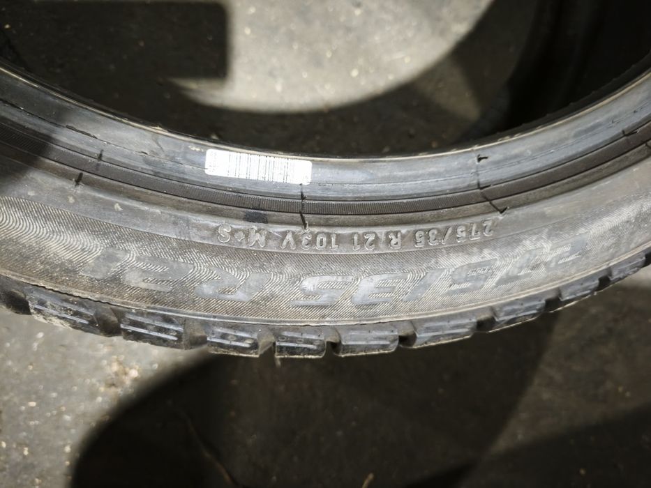 Шини резина зима 275/35 r21 Pirelli sotto zero 3 NO