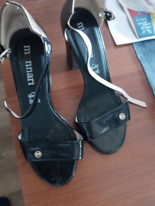 Sandaly monnari obcas z pieta 35 zloto czern