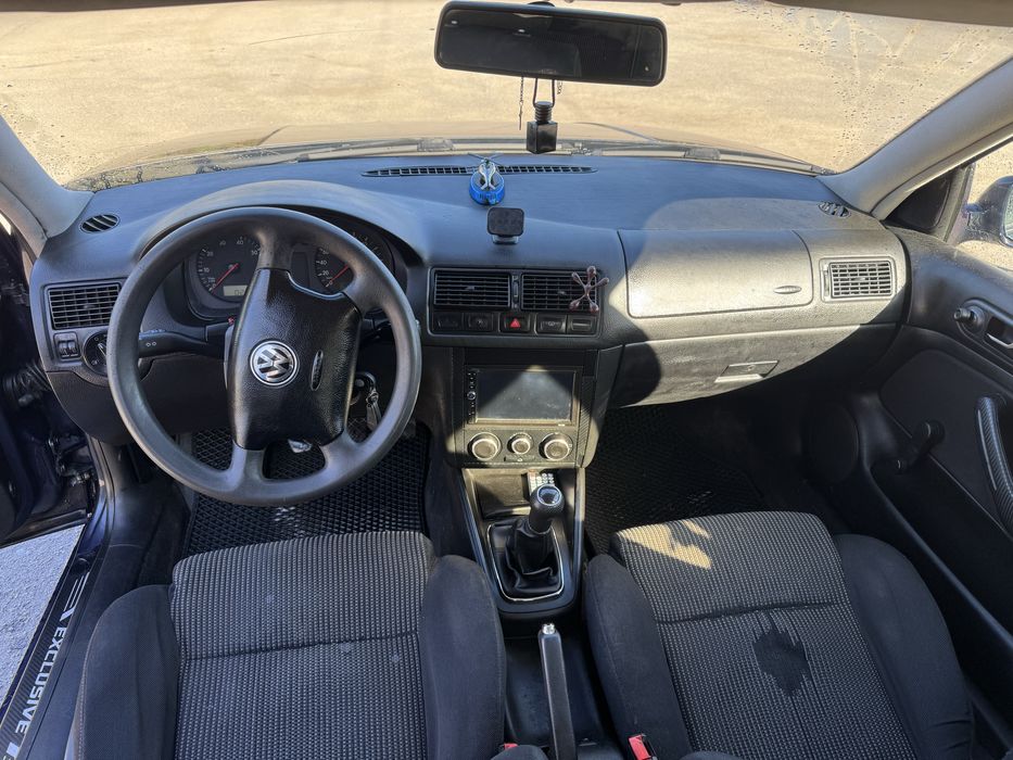 Продам VW GOLF 4 1.4 Бензин.