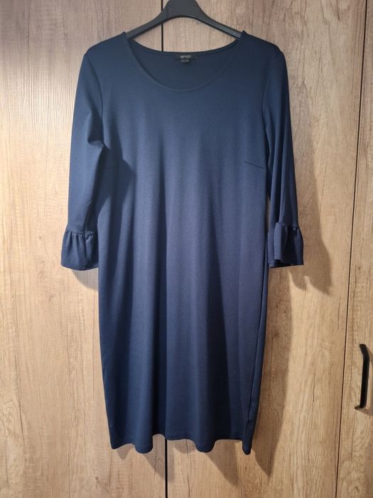 Sukieńka granatowa r. XL