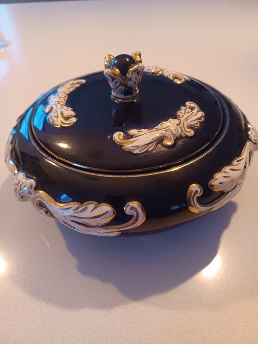 Bomboneira em Faiança Raúl da Bernarda