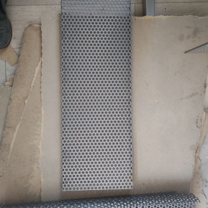Stopnie z blachy perforowanej gat 304