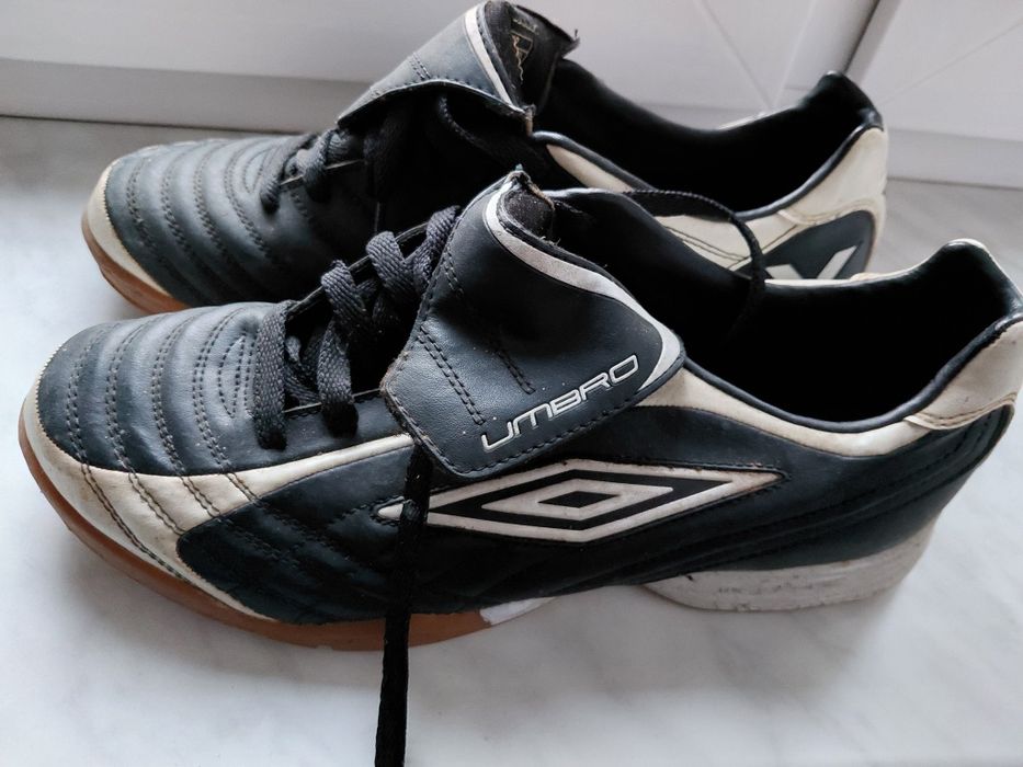 Halówki buty męskie Umbro 43 44