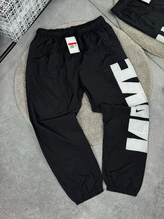 ТОП! В наявності нейлонові штани від Nike Big Logo. ДРОП/ОПТ
