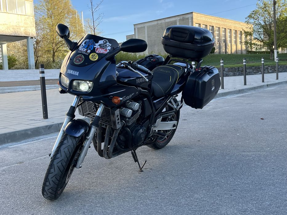 Продам Yamaha FZS600 (Fazer)