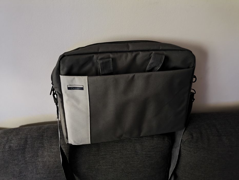 Laptop HP proBook 4340s, torba do przechowywania, mysz i głośnik..